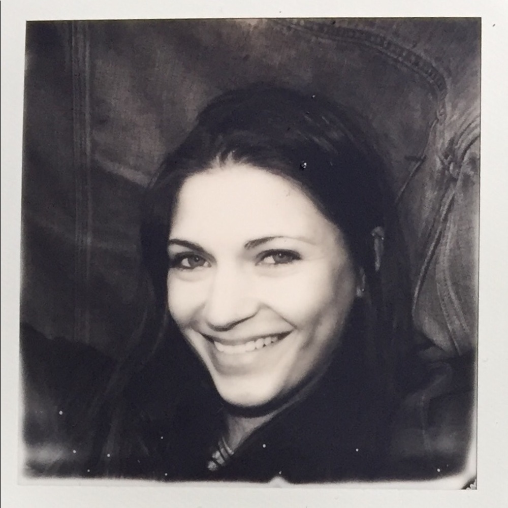 Meet your Posher, Elena